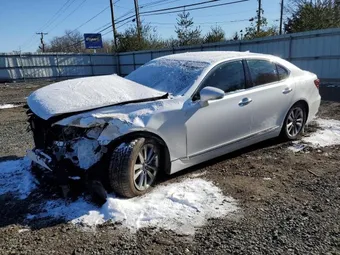 2016 Lexus LS 460 JTHCL5EF9G5026896
