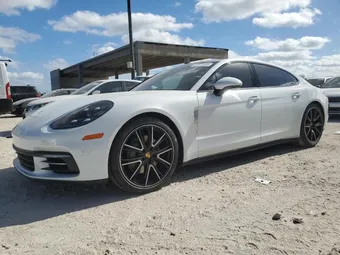 2018 Porsche Panamera WP0BB2A76JL165237