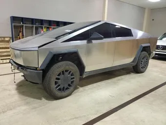 2024 Tesla Cybertruck 7G2CEHED8RA013046
