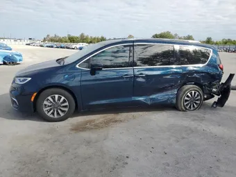 2021 Chrysler Pacifica Hybrid 2C4RC1L7XMR606057