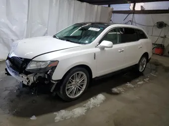2016 Lincoln MKT 2LMHJ5AT8GBL01646