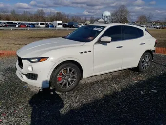 2017 Maserati Levante ZN661XUA4HX230922
