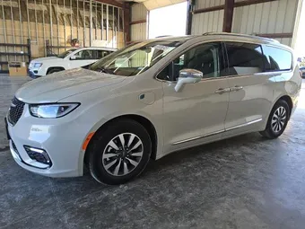 2021 Chrysler Pacifica Hybrid 2C4RC1S70MR586998