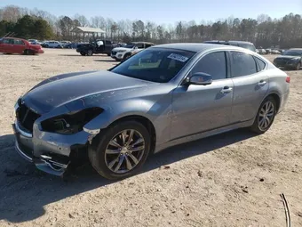 2018 Infiniti Q70 JN1BY1AP9JM180904