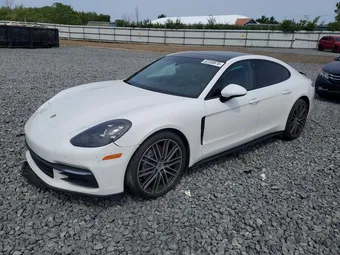 2018 Porsche Panamera WP0AA2A71JL100522