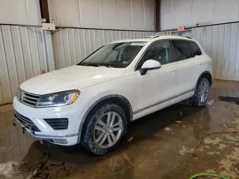 2015 Volkswagen Touareg WVGEP9BP2FD007142