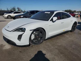2020 Porsche Taycan WP0AC2Y17LSA72619