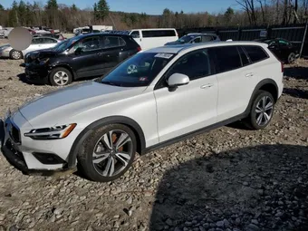 2023 Volvo V60 YV4L12WZ2P2106411