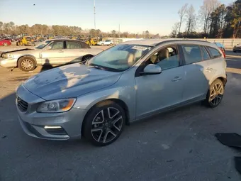2018 Volvo V60 YV140MELXJ2391007