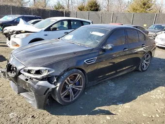 2016 BMW M5 WBSFV9C52GD595873