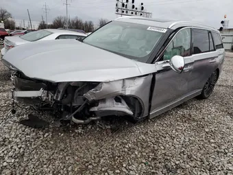2022 Lincoln Aviator 5LM5J9XC1NGL00001