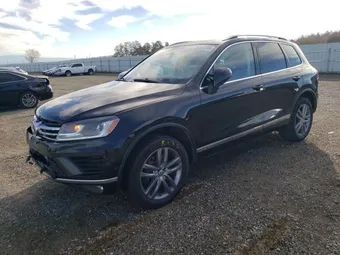 2015 Volkswagen Touareg WVGEP9BP8FD007937