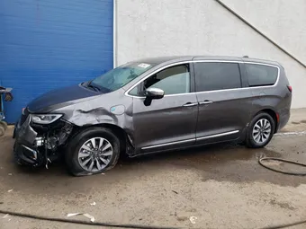 2023 Chrysler Pacifica Hybrid 2C4RC1S74PR588693