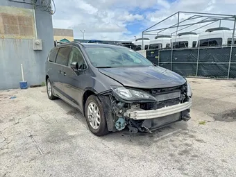 2018 Chrysler Pacifica 2C4RC1CG9JR288914 Lot 56627016