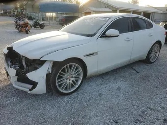 2017 Jaguar XF SAJBE4BN3HCY46435