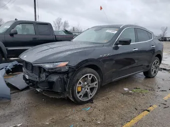 2017 Maserati Levante ZN661XUS6HX254437