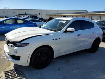 2019 Maserati Levante ZN661XUL0KX313935