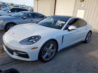 2020 Porsche Panamera WP0AA2A77LL104027