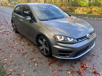 2016 Volkswagen Golf R WVWLF7AU3GW230855