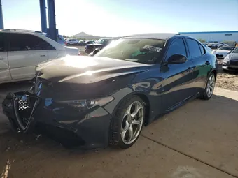2019 Alfa Romeo Giulia ZARFAMBNXK7601794