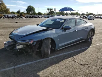 2024 Audi e-tron GT WAUFJBFW7R7004689