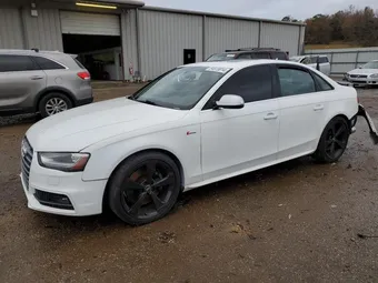 2014 Audi RS4 WAUBGAFLXEA017270
