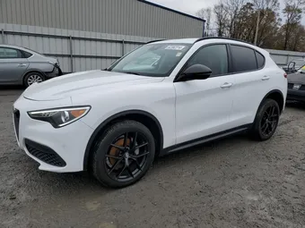2021 Alfa Romeo Stelvio ZASPAJAN7M7D08850