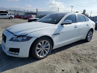 2018 Jaguar XF SAJBD4FN3JCY57700