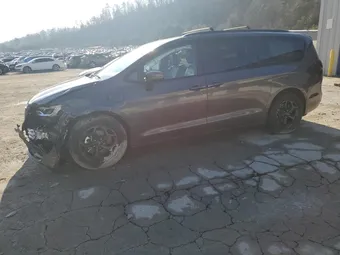 2022 Chrysler Pacifica Hybrid 2C4RC1L72NR201182