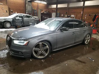 2014 Audi RS4 WAUKGAFL7EA033037