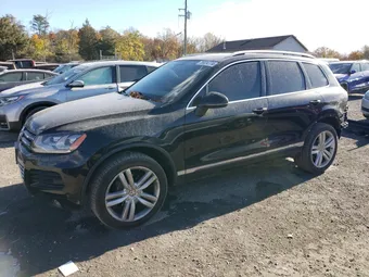 2014 Volkswagen Touareg WVGEP9BP9ED011722