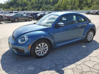2019 Volkswagen Beetle 3VWFD7AT6KM715779