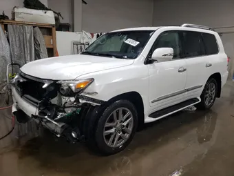 2014 Lexus LX 570 JTJHY7AX8E4149155