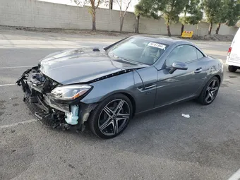 2020 Mercedes-Benz SLC W1KPK3JA1LF171199