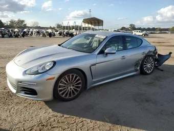 2014 Porsche Panamera WP0AA2A70EL005035