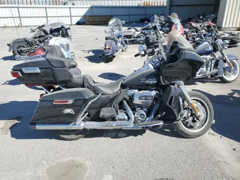 2018 Harley-Davidson FL 1HD1KGD12JB673161