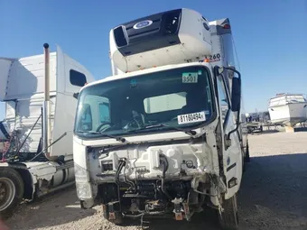 2018 Isuzu JALE5W168J7300227