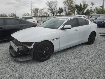 2018 Jaguar XE SAJAD4FX2JCP35276