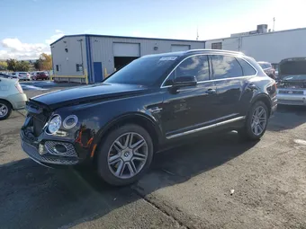 2018 Bentley Bentayga SJAAC4ZV8JC019477