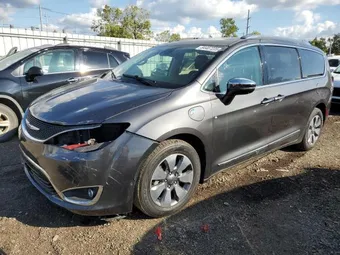 2018 Chrysler Pacifica Hybrid 2C4RC1N76JR212841