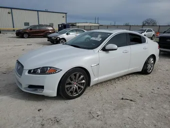 2014 Jaguar XF SAJWA0ES8EPU16315