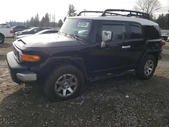 2014 Toyota FJ Cruiser JTEBU4BF3EK184363