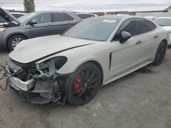 2018 Porsche Panamera WP0AB2A79JL134320