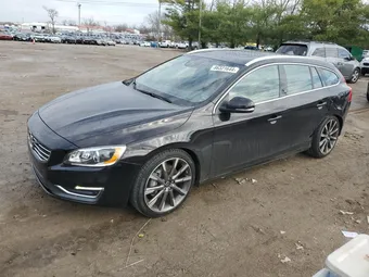 2015 Volvo V60 YV1612SM8F1237061