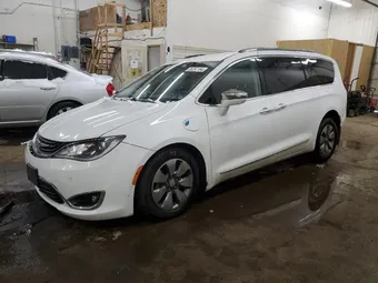 2018 Chrysler Pacifica Hybrid 2C4RC1N70JR118812