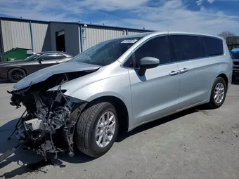 2022 Chrysler Voyager 2C4RC1CGXNR229568
