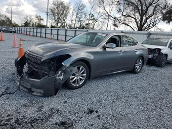 2017 Infiniti Q70 JN1BY1AP1HM741140