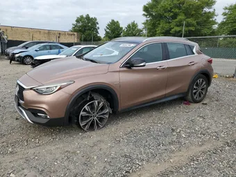 2017 Infiniti QX30 SJKCH5CR5HA018512