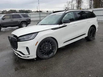 2025 Lincoln Aviator 5LM5J7WCXSGL02671