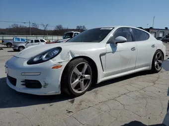 2016 Porsche Panamera WP0AA2A71GL005614